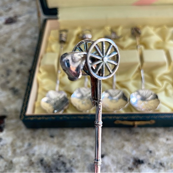 Antique Japanese Sterling Silver Demitasse Spoons, Set of 6 - Picture 12 of 16